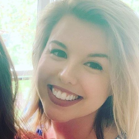 Meet your Posher, Donna - Picture 1 of 1